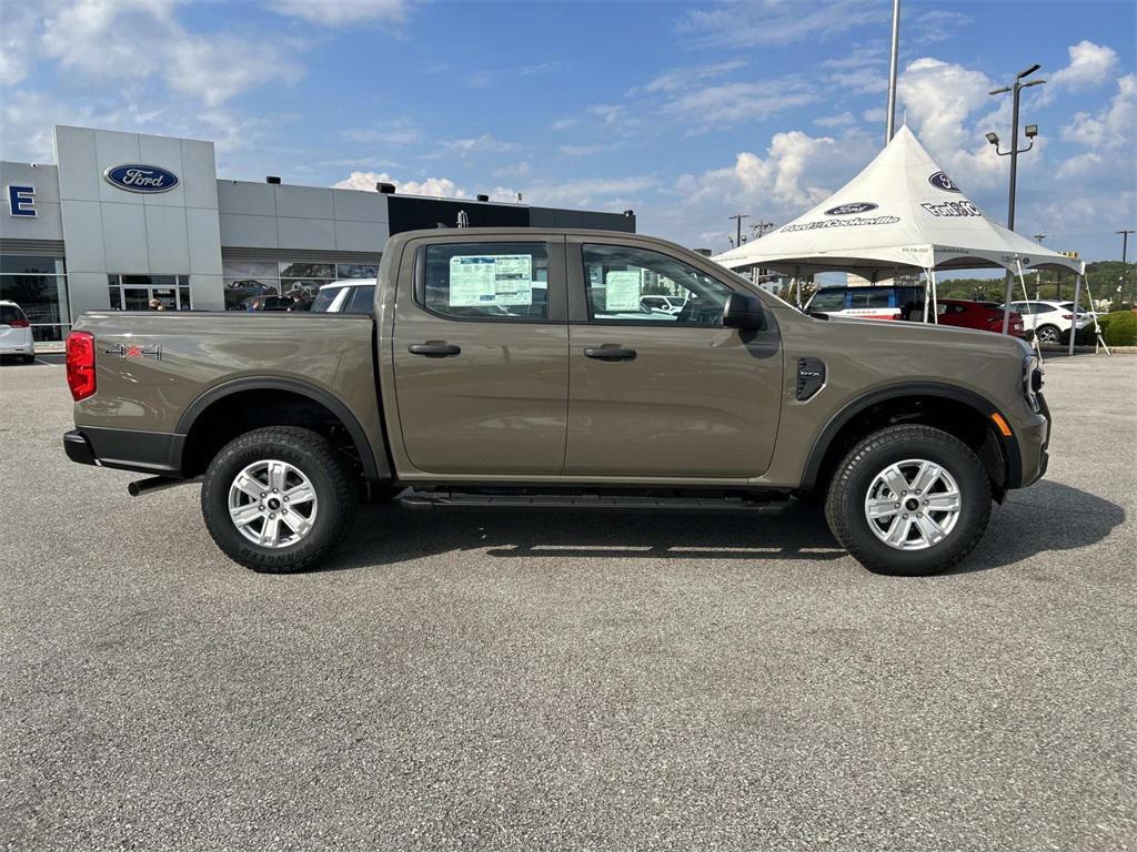 new 2025 Ford Ranger car, priced at $40,000