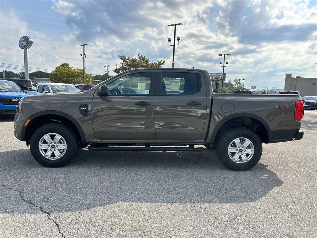 new 2025 Ford Ranger car, priced at $40,000