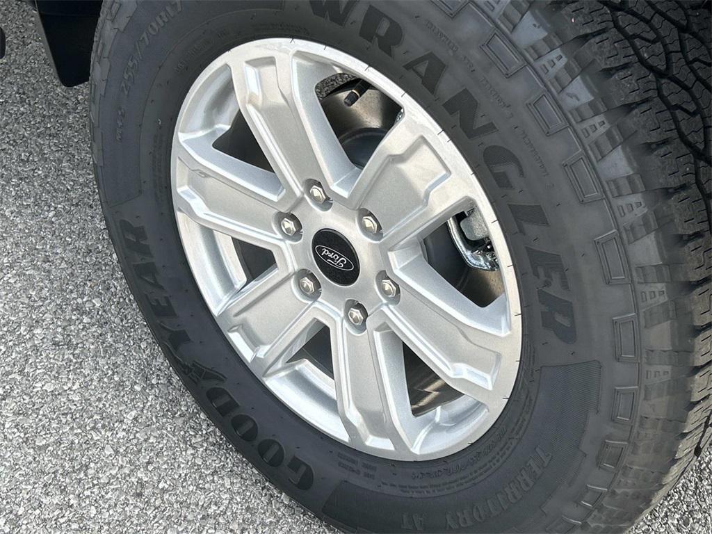 new 2025 Ford Ranger car, priced at $40,000