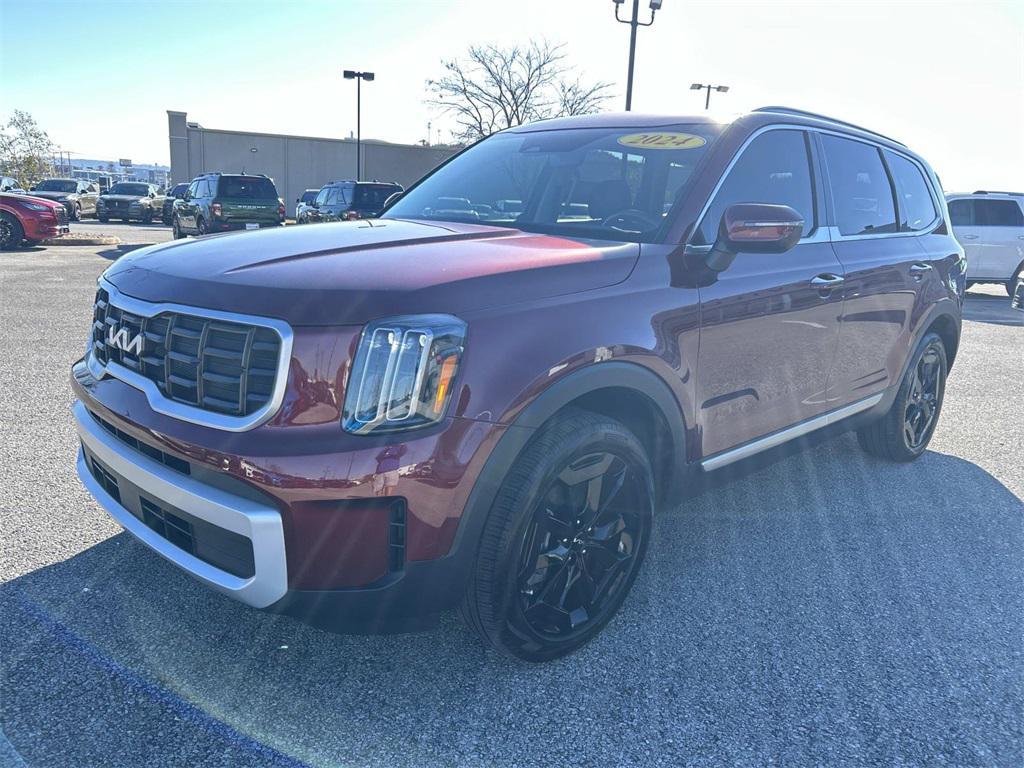 used 2024 Kia Telluride car, priced at $38,999