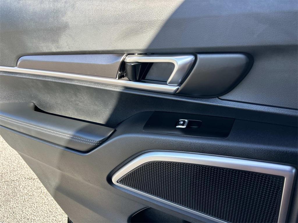 used 2024 Kia Telluride car, priced at $38,999