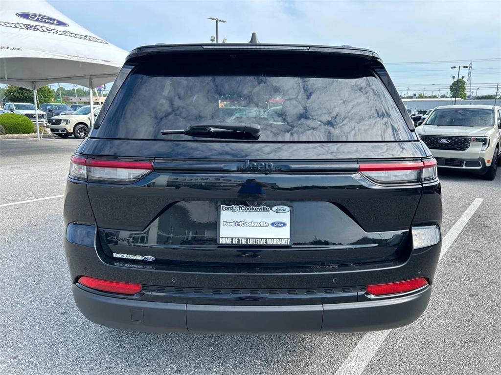 used 2023 Jeep Grand Cherokee car, priced at $29,994