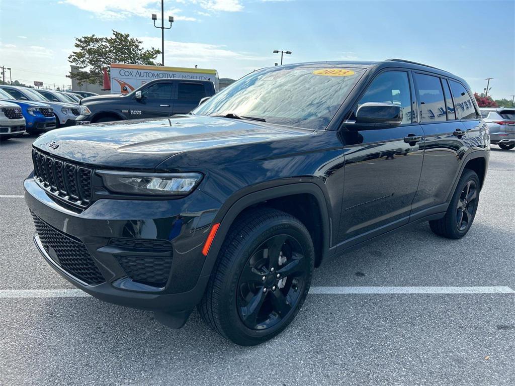 used 2023 Jeep Grand Cherokee car, priced at $29,994