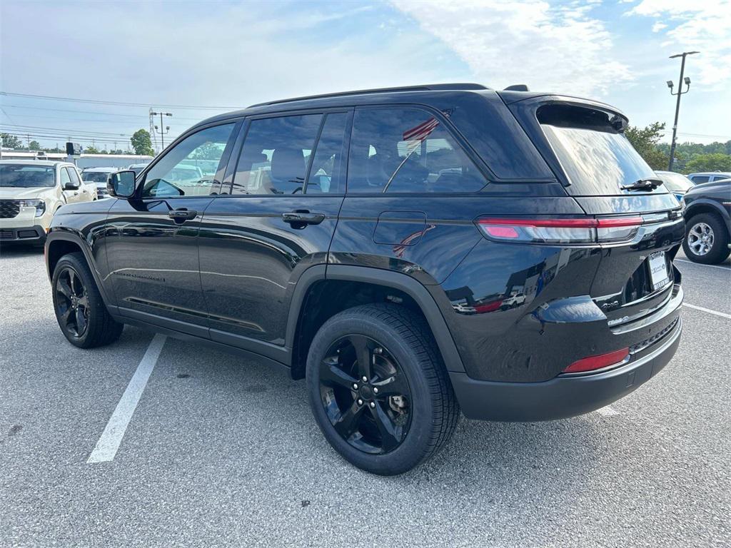 used 2023 Jeep Grand Cherokee car, priced at $29,994