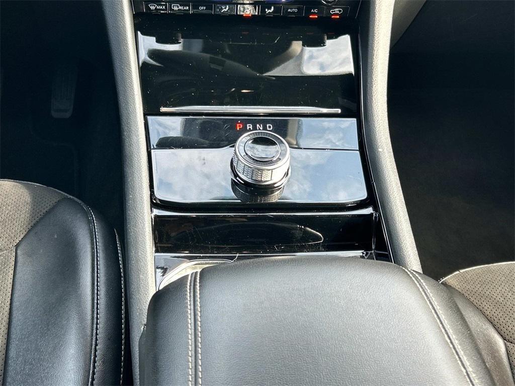 used 2023 Jeep Grand Cherokee car, priced at $29,994