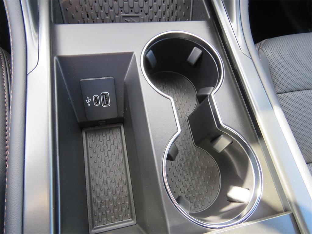 new 2025 Lincoln Nautilus car, priced at $57,000