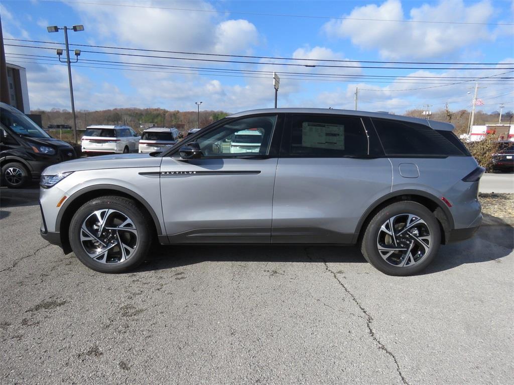 new 2025 Lincoln Nautilus car, priced at $57,000