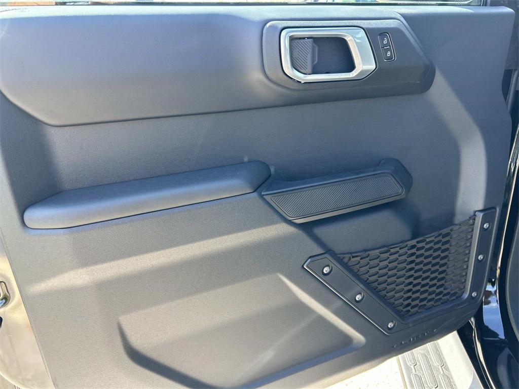 new 2025 Ford Bronco car, priced at $58,800