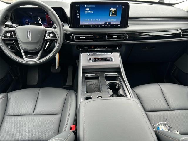 new 2025 Lincoln Aviator car, priced at $70,340