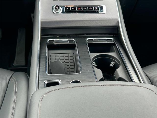 new 2025 Lincoln Aviator car, priced at $70,340