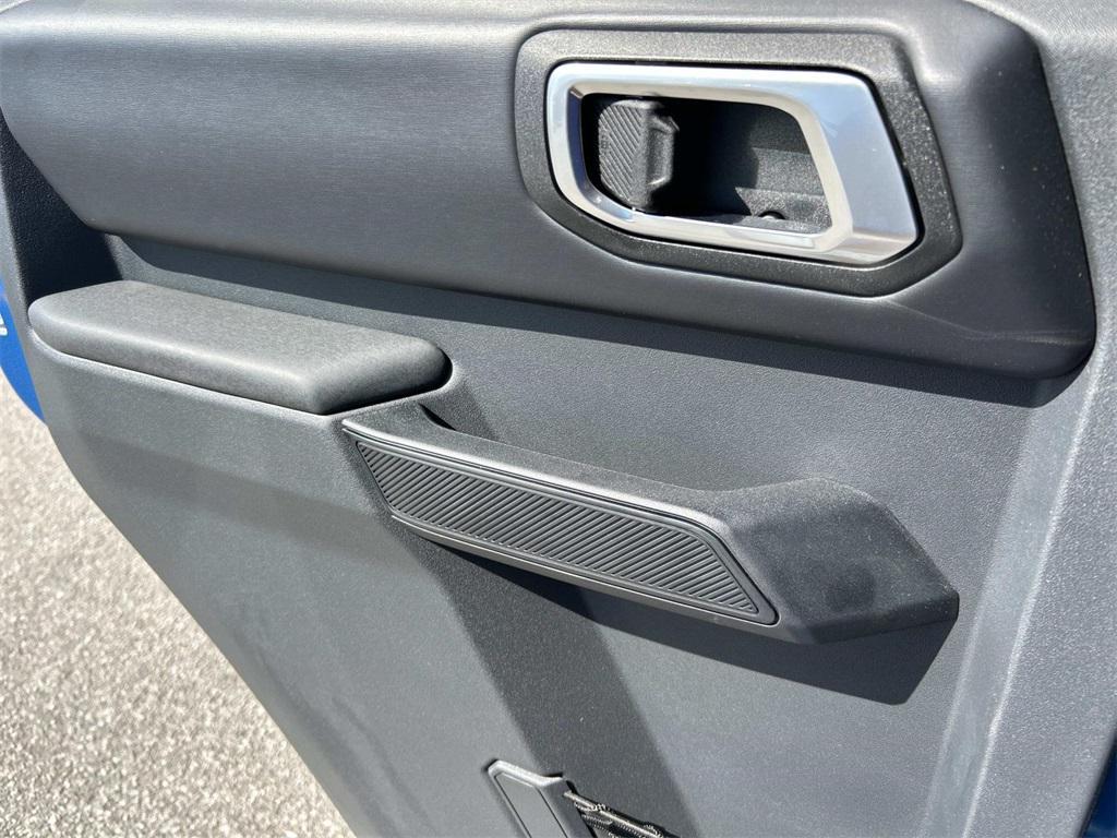 new 2025 Ford Bronco car, priced at $59,400