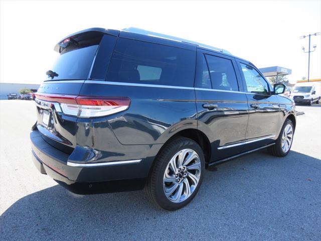 new 2024 Lincoln Navigator car, priced at $83,105