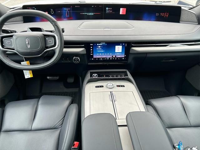 new 2025 Lincoln Navigator car, priced at $108,000