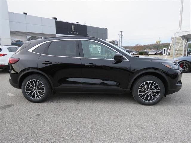 new 2025 Ford Escape car, priced at $45,300