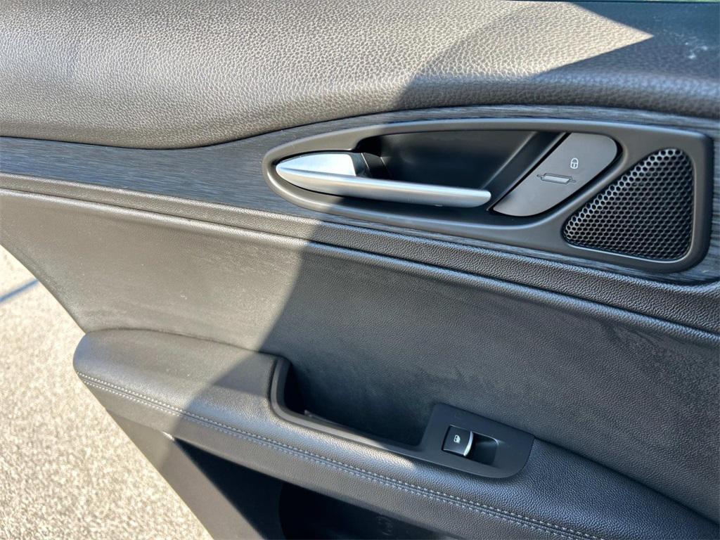 used 2022 Alfa Romeo Stelvio car, priced at $23,581