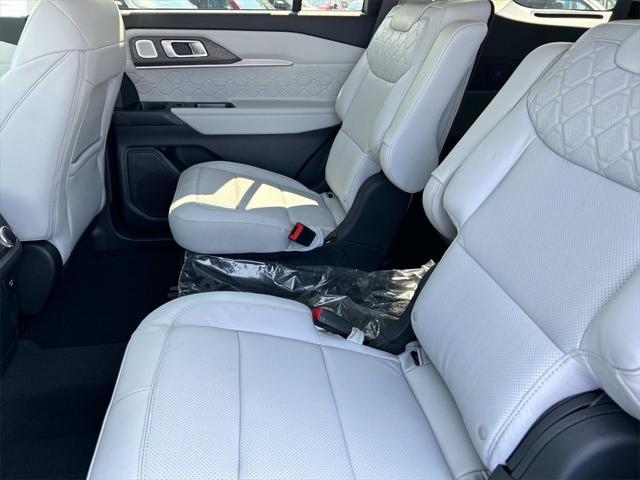 new 2025 Ford Explorer car, priced at $59,500