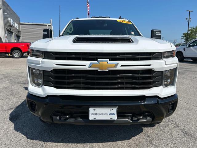 used 2024 Chevrolet Silverado 2500 car, priced at $43,990