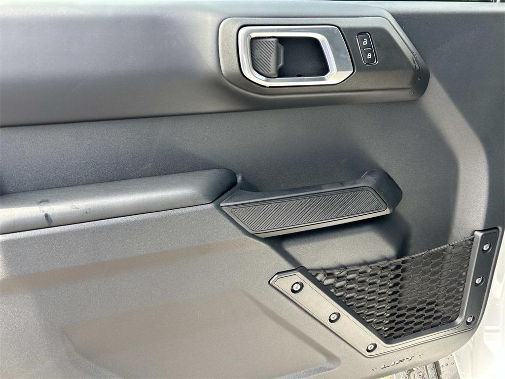 new 2025 Ford Bronco car, priced at $52,600