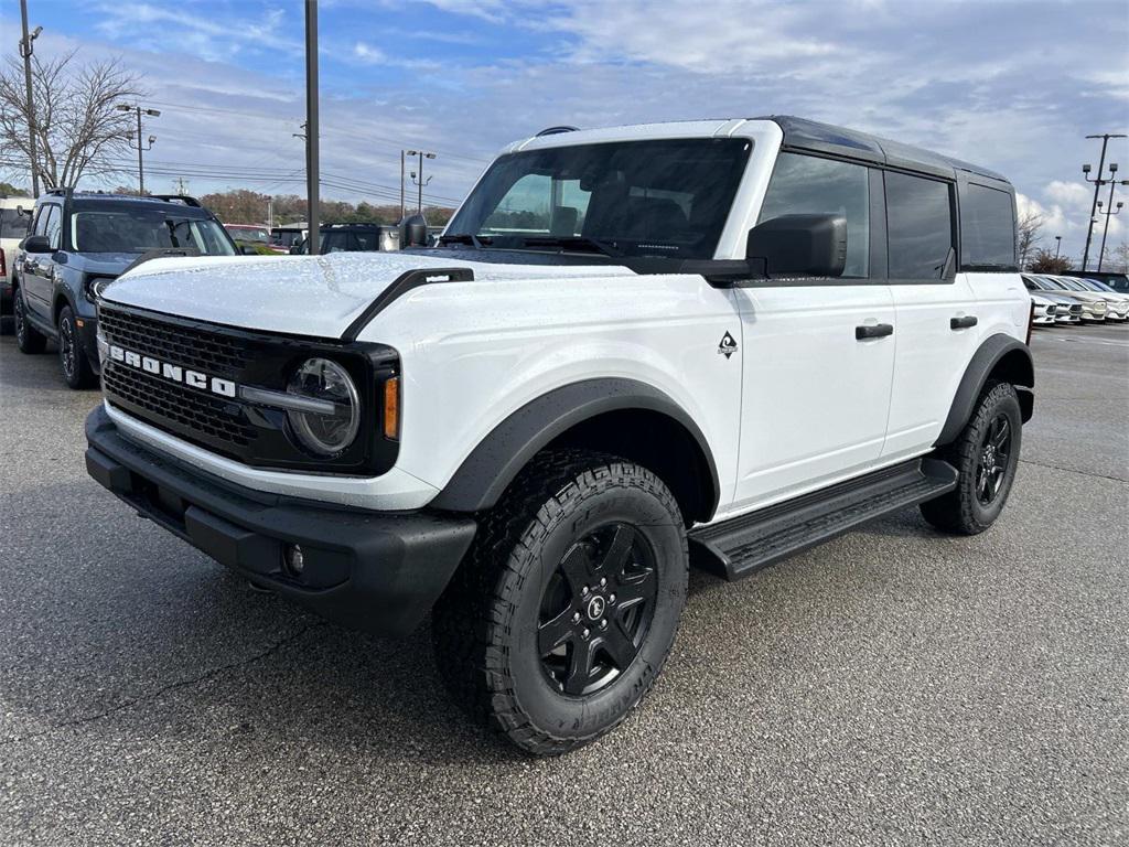 new 2025 Ford Bronco car, priced at $52,600