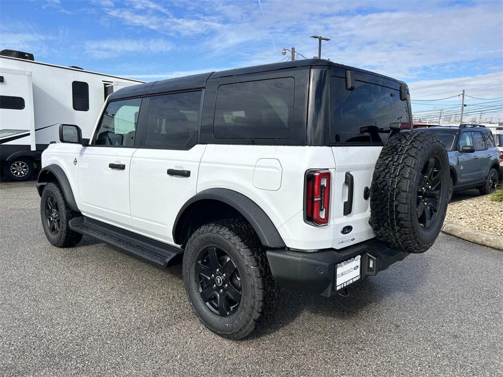 new 2025 Ford Bronco car, priced at $52,600