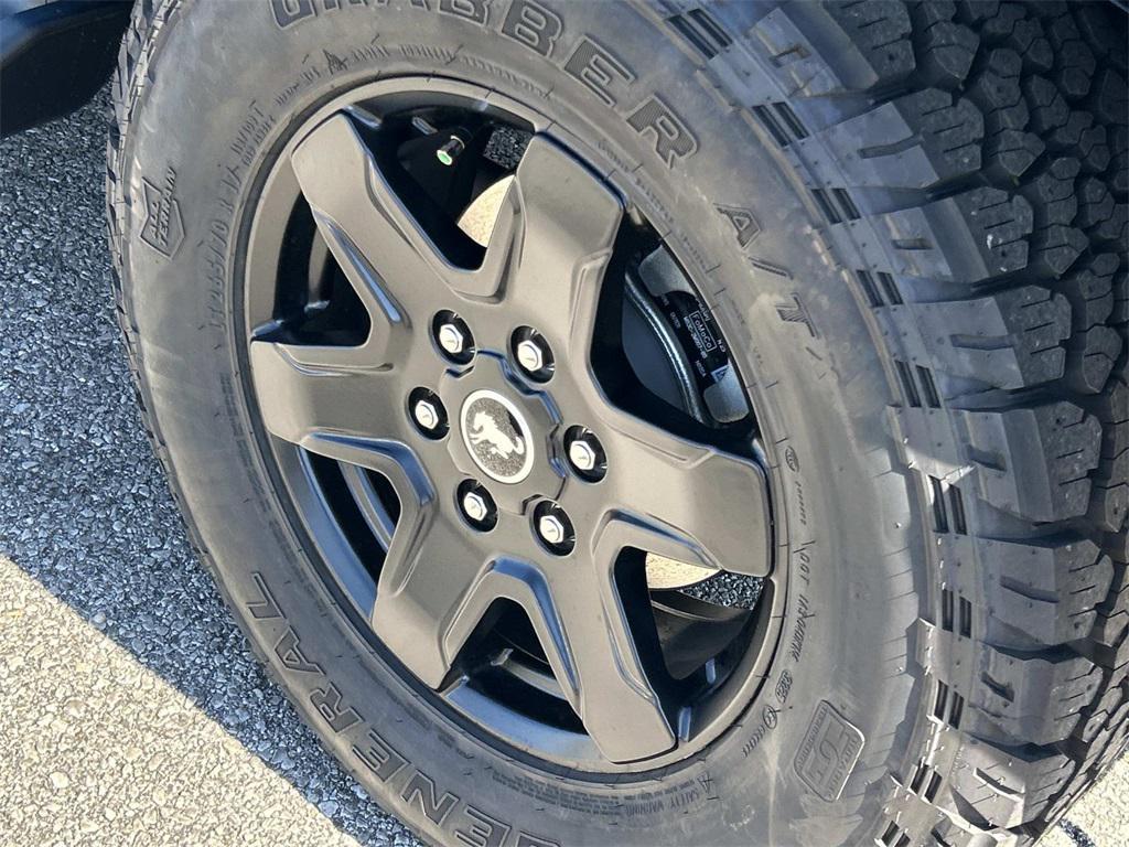 new 2025 Ford Bronco car, priced at $51,400