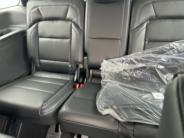 new 2025 Lincoln Navigator car, priced at $104,000