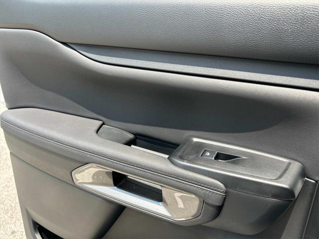 new 2025 Ford Ranger car, priced at $50,294