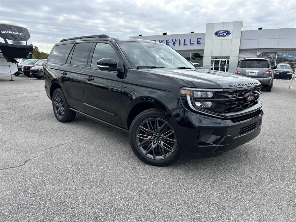 new 2025 Ford Expedition car, priced at $85,000