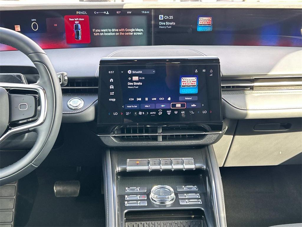 new 2025 Lincoln Nautilus car, priced at $59,285