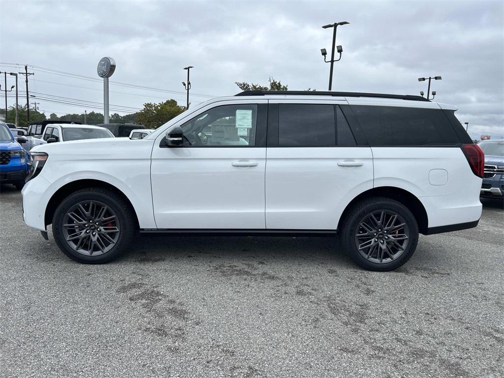 new 2025 Ford Expedition car, priced at $83,000