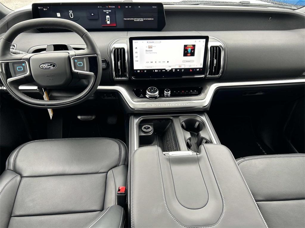 new 2025 Ford Expedition car, priced at $83,000