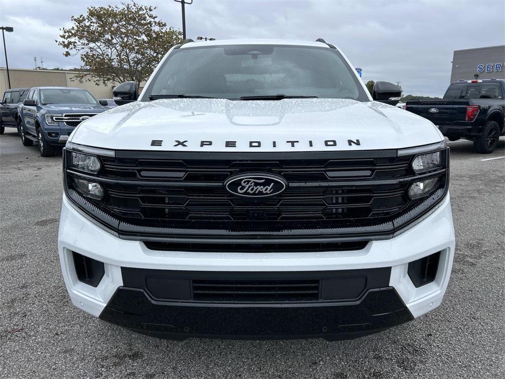 new 2025 Ford Expedition car, priced at $83,000