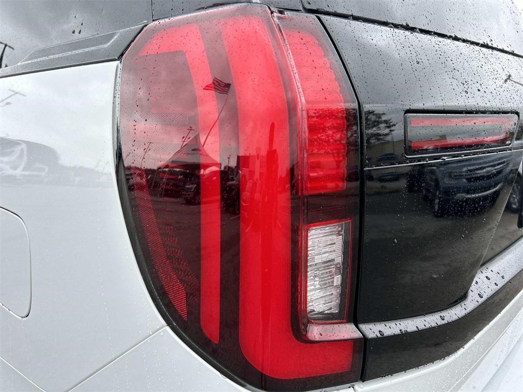 new 2025 Ford Expedition car, priced at $83,000