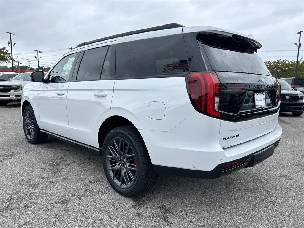 new 2025 Ford Expedition car, priced at $83,000