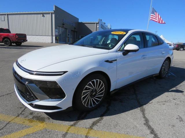 used 2024 Hyundai Sonata Hybrid car, priced at $32,990