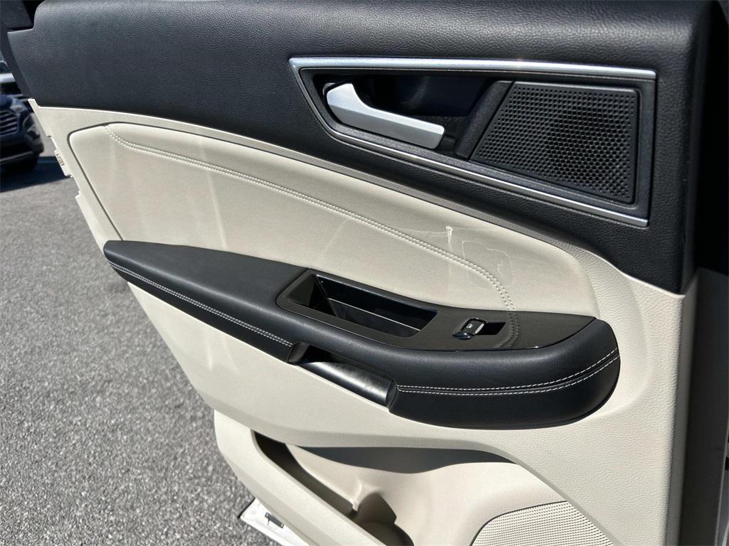 used 2019 Ford Edge car, priced at $15,491