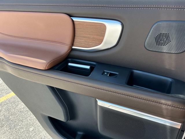 new 2025 Ford Expedition car, priced at $89,830