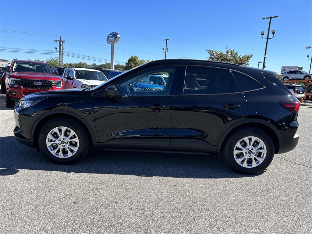 used 2025 Ford Escape car, priced at $28,991