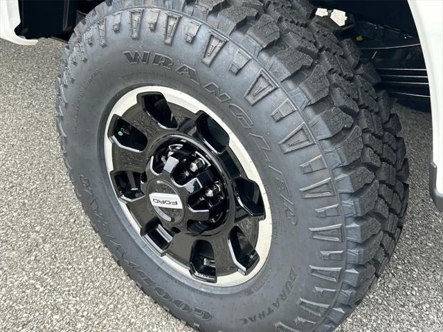 new 2025 Ford F-250 car, priced at $105,000