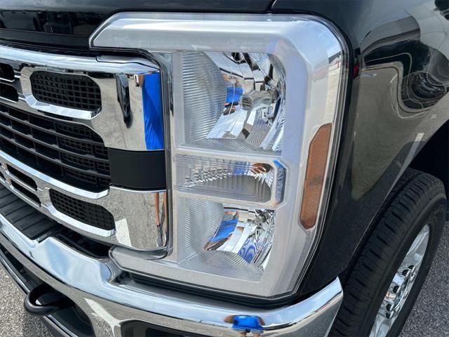 new 2025 Ford F-250 car, priced at $62,965