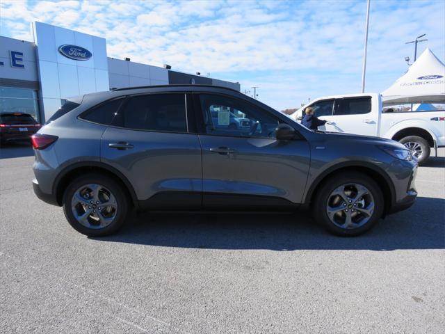 new 2025 Ford Escape car, priced at $33,125