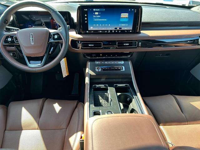new 2025 Lincoln Aviator car, priced at $81,370