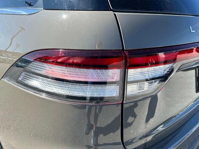 new 2025 Lincoln Aviator car, priced at $81,370