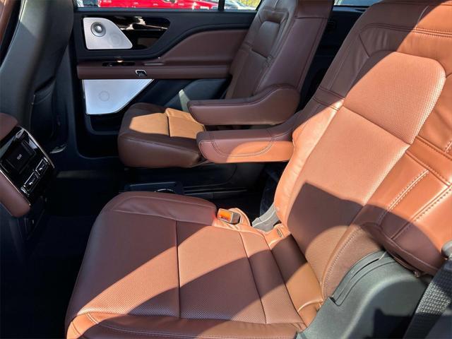 new 2025 Lincoln Aviator car, priced at $81,370