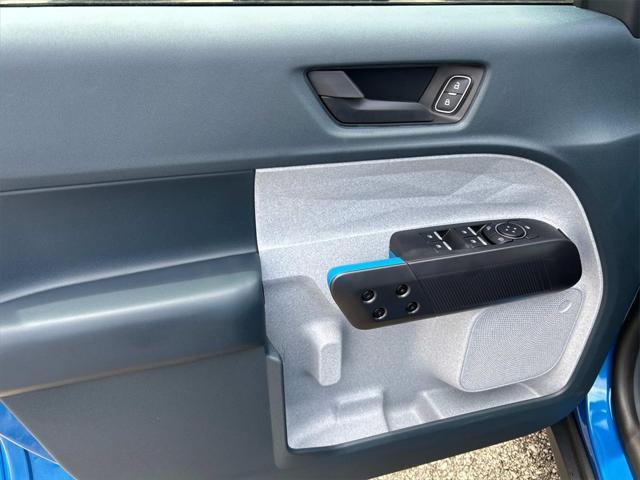 new 2025 Ford Maverick car, priced at $33,480