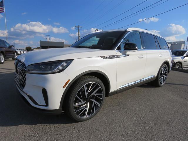 new 2025 Lincoln Aviator car, priced at $83,525