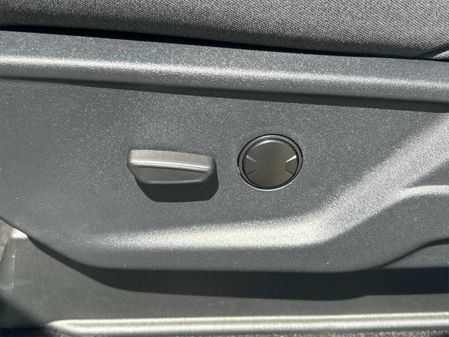 new 2025 Ford F-150 Lightning car, priced at $67,595