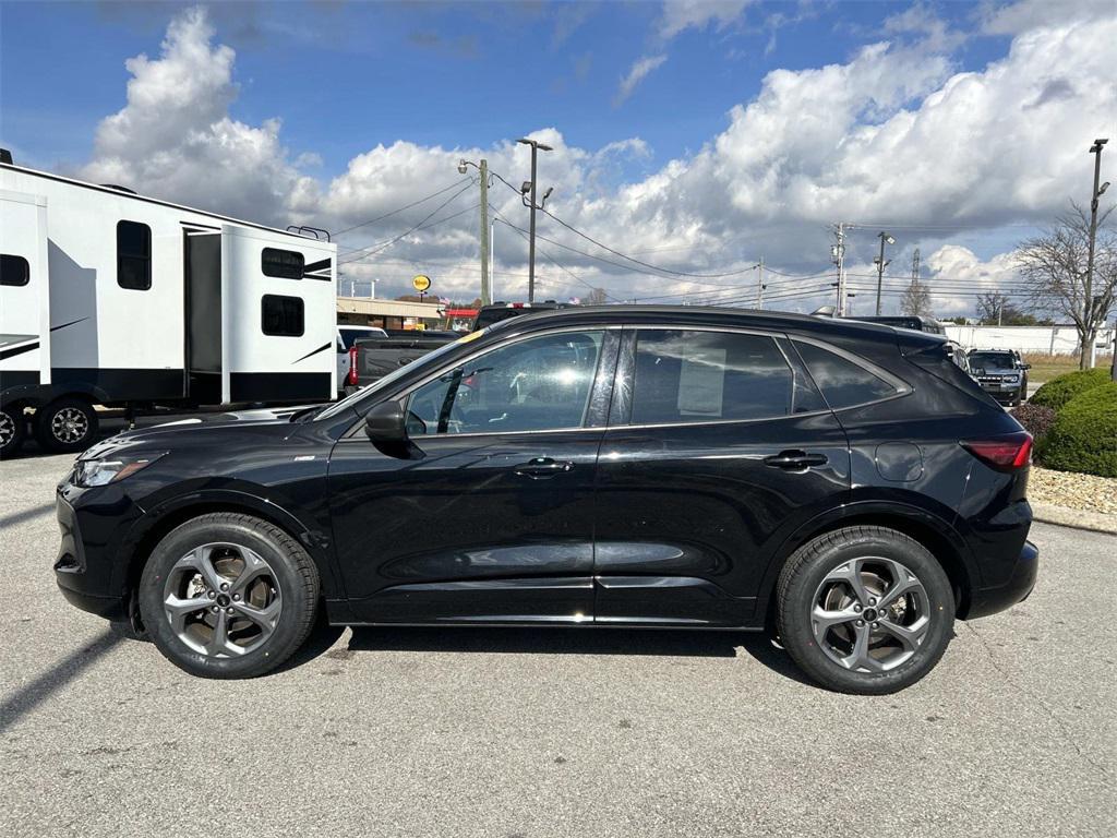 used 2023 Ford Escape car, priced at $24,981