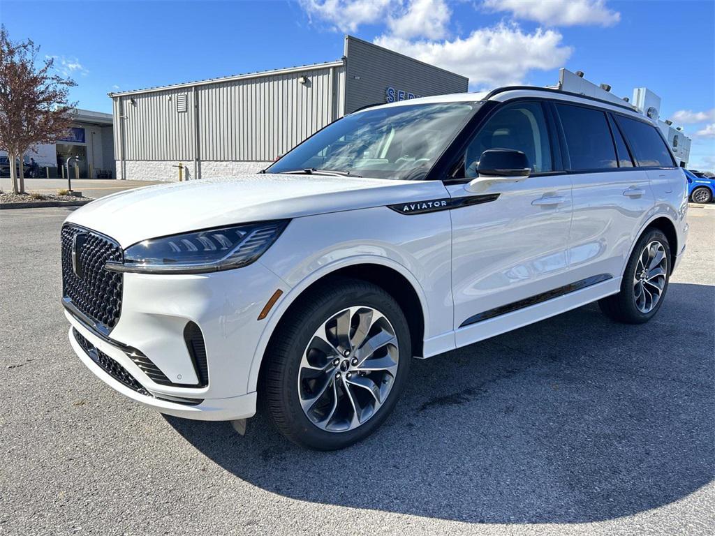 new 2026 Lincoln Aviator car, priced at $68,045