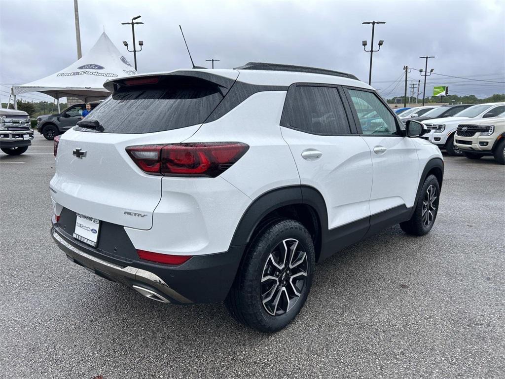 used 2024 Chevrolet TrailBlazer car, priced at $26,994
